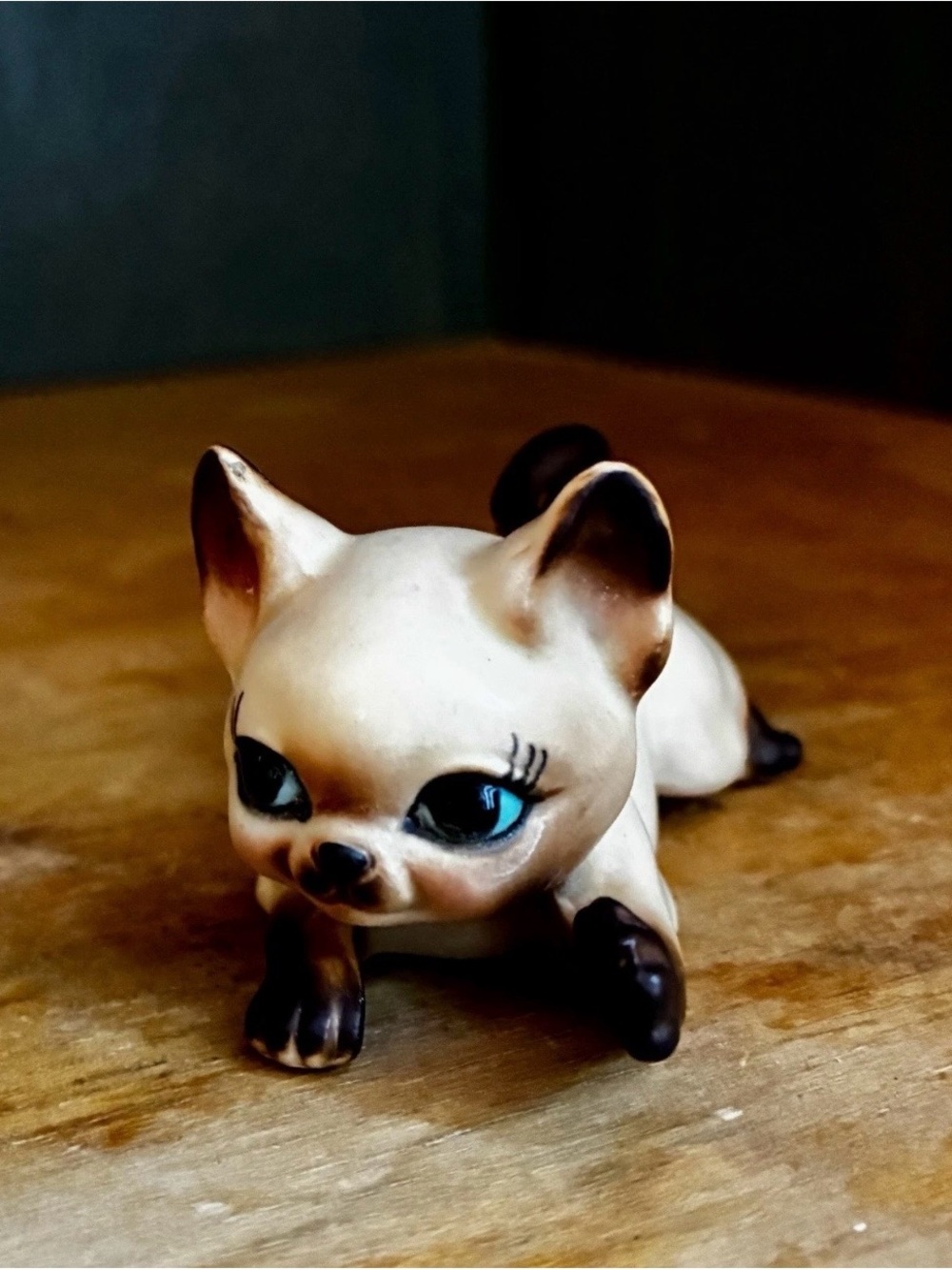 Vintage Josef Originals Siamese Cat Kitten Crouching Pouncing Figurine